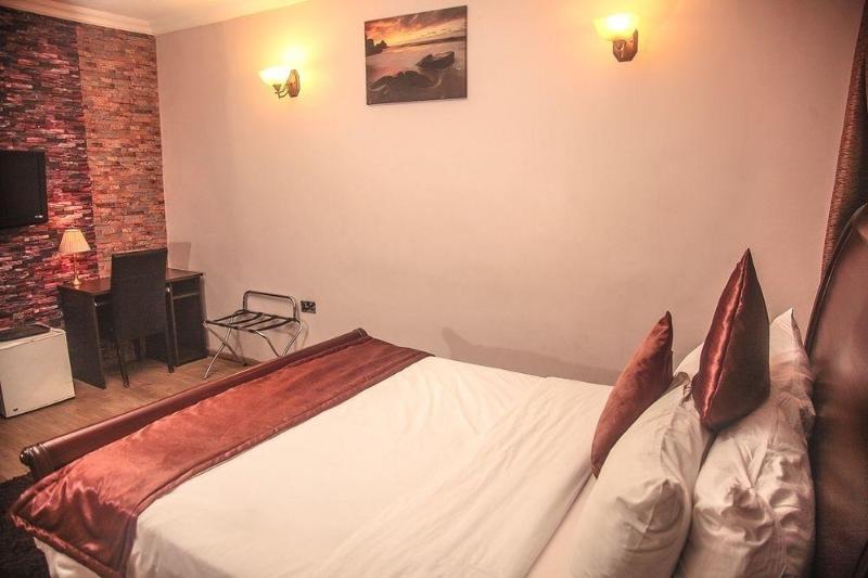 Fryburg Suites Aliayabiagba Exteriör bild